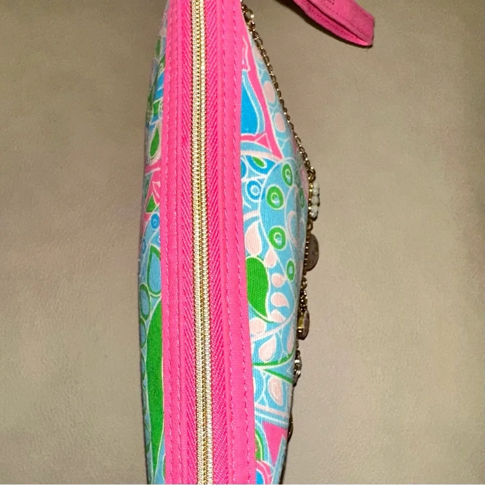 Estee Lauder Makeup Bag with Chain - Picture 6 of 6